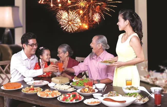 Bí Quyết Phục Hồi Da Sau Những Bữa Tiệc Tất Niên